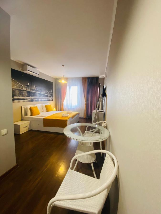 9 Borbalo Street Apartment With Terrace Tbilissi Extérieur photo