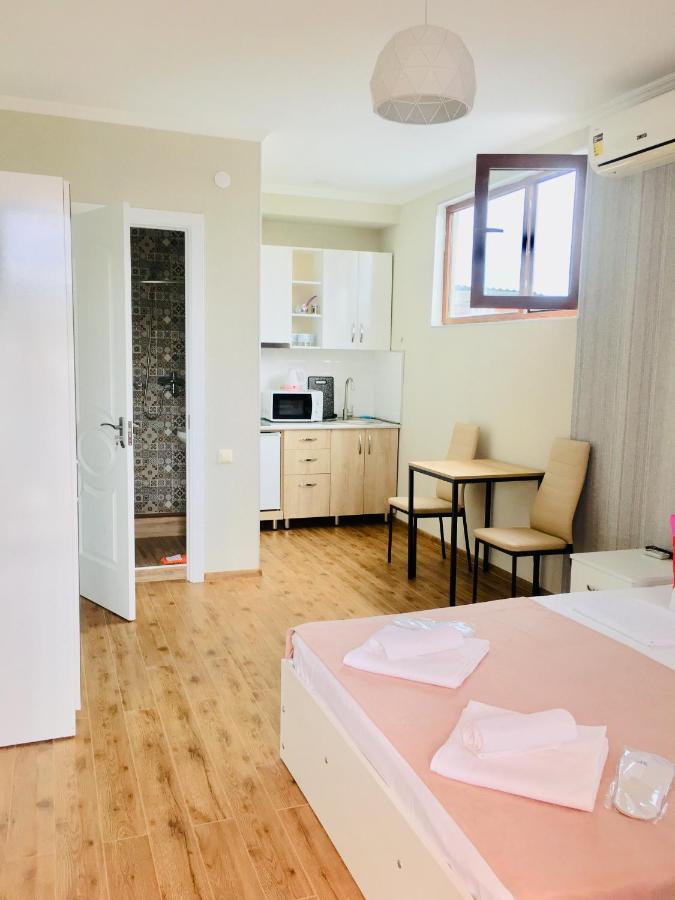 9 Borbalo Street Apartment With Terrace Tbilissi Extérieur photo